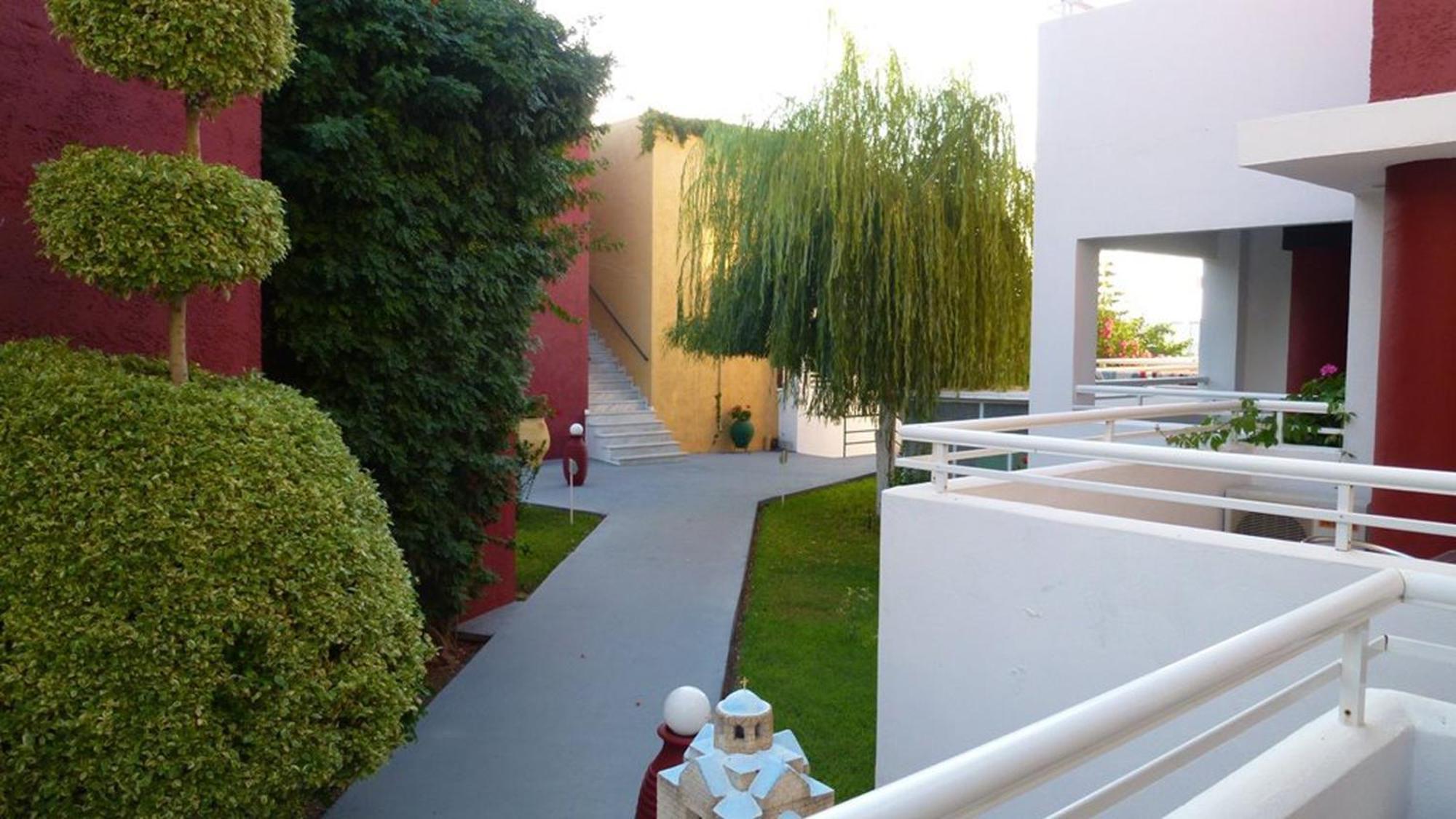 Palladion Adelianos Kampos Exterior photo